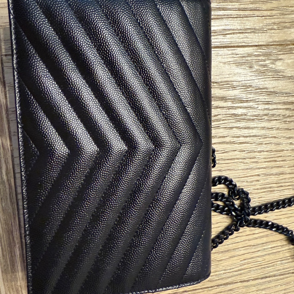 Saint Laurent Cassandre Envelope Chain Wallet - Picture 7 of 7